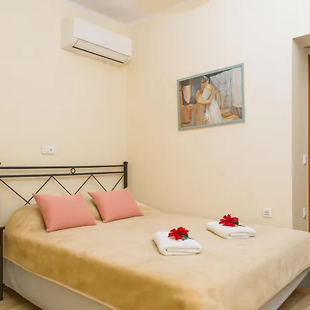 Apartman Cozy Flats In An Olive Grove By The Sandy Kánalos