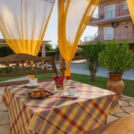Cozy Flats In An Olive Grove By The Sandy Apartman Kánalos