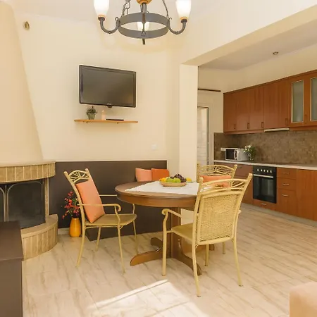 Cozy Flats In An Olive Grove By The Sandy Διαμέρισμα *