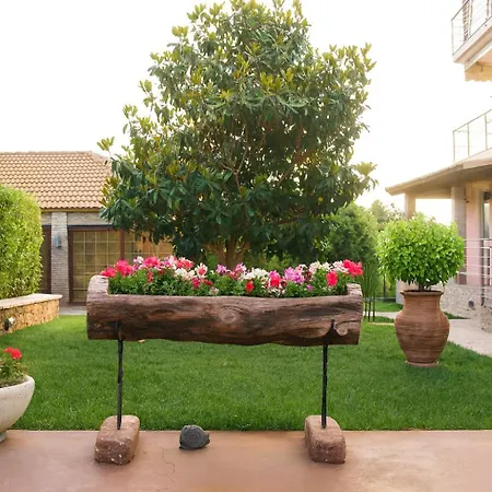 Cozy Flats In An Olive Grove By The Sandy * Kánalos