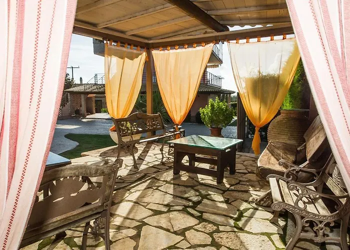 Cozy Flats In An Olive Grove By The Sandy * Kánalos