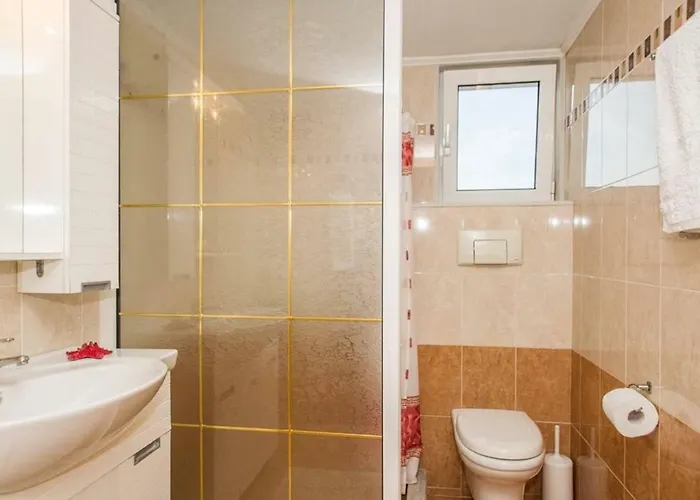 Cozy Flats In An Olive Grove By The Sandy Apartman